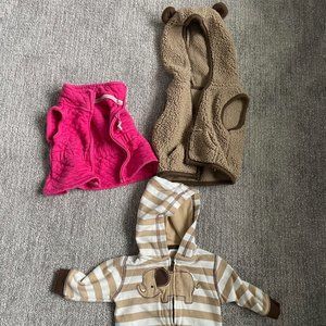 Carter's Bundle of 2 infant vests and 1 infant sweatshirt